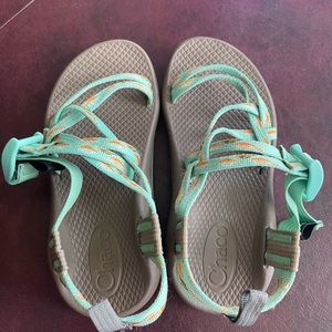 Chacos kids size 1